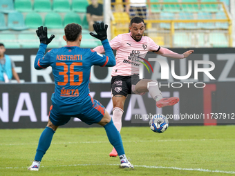 Roberto Insigne of Palermo FC is in action during the Serie B match between Palermo and Cittadella at the Stadio ''Renzo Barbera'' in Palerm...