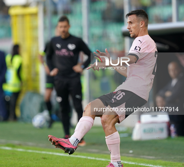 Valerio Verre of Palermo FC is in action during the Serie B match between Palermo and Cittadella at the Stadio ''Renzo Barbera'' in Palermo,...