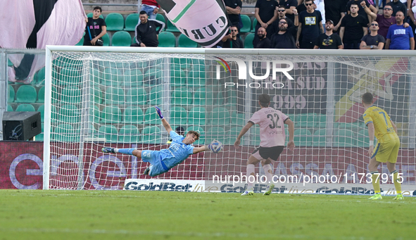 Sebastiano Desplanches of Palermo FC is in action during the Serie B match between Palermo and Cittadella at the Stadio ''Renzo Barbera'' in...