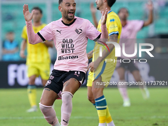 Roberto Insigne of Palermo FC is in action during the Serie B match between Palermo and Cittadella at the Stadio ''Renzo Barbera'' in Palerm...