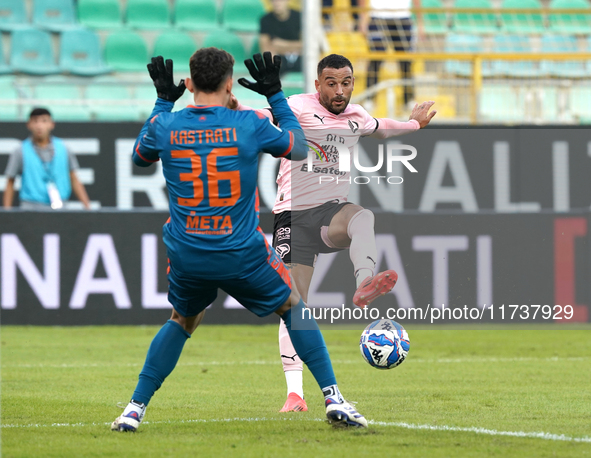 Roberto Insigne of Palermo FC is in action during the Serie B match between Palermo and Cittadella at the Stadio ''Renzo Barbera'' in Palerm...