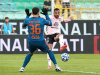 Roberto Insigne of Palermo FC is in action during the Serie B match between Palermo and Cittadella at the Stadio ''Renzo Barbera'' in Palerm...