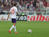 Andrea Colpani participates in the Serie A 2024-2025 match between Torino and Fiorentina in Torino, Italy, on November 3, 2024. (