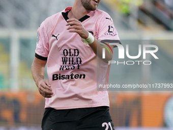 Jeremy Le Douaron of Palermo FC plays during the Serie B match between Palermo and Cittadella at the Stadio ''Renzo Barbera'' in Palermo, It...