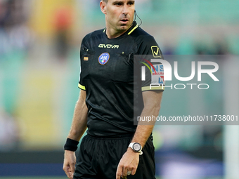 Referee Francesco Fourneau officiates the Serie B match between Palermo and Cittadella at the Stadio ''Renzo Barbera'' in Palermo, Italy, on...