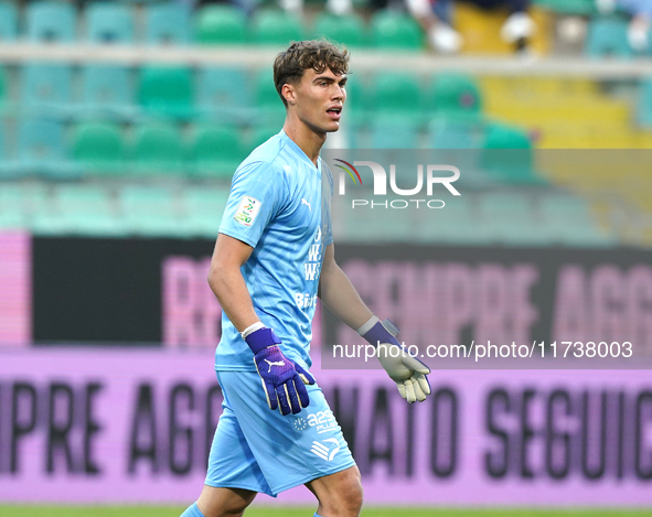 Sebastiano Desplanches of Palermo FC is in action during the Serie B match between Palermo and Cittadella at the Stadio ''Renzo Barbera'' in...