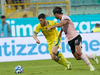 Luca Pandolfi of As Cittadella scores a goal during the Serie B match between Palermo and Cittadella at the Stadio ''Renzo Barbera'' in Pale...