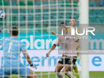 Luca Pandolfi of As Cittadella scores a goal during the Serie B match between Palermo and Cittadella at the Stadio ''Renzo Barbera'' in Pale...