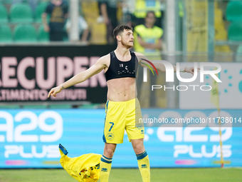 Luca Pandolfi of As Cittadella celebrates a goal during the Serie B match between Palermo and Cittadella at the Stadio ''Renzo Barbera'' in...