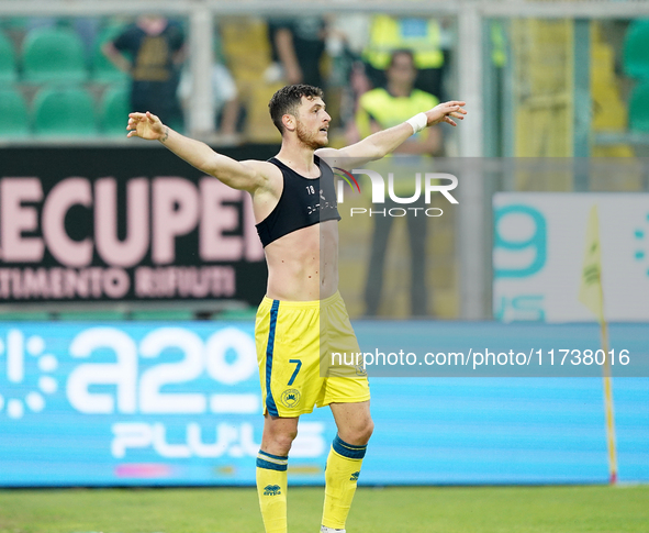 Luca Pandolfi of As Cittadella celebrates a goal during the Serie B match between Palermo and Cittadella at the Stadio ''Renzo Barbera'' in...