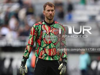 Arsenal's Neto warms up during the Premier League match between Newcastle United and Arsenal at St. James's Park in Newcastle, on November 2...