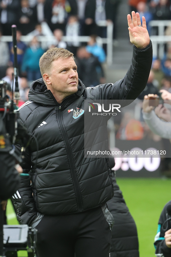 Newcastle United manager Eddie Howe is present during the Premier League match between Newcastle United and Arsenal at St. James's Park in N...