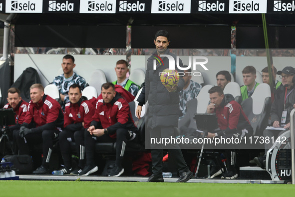 Arsenal manager Mikel Arteta is present during the Premier League match between Newcastle United and Arsenal at St. James's Park in Newcastl...