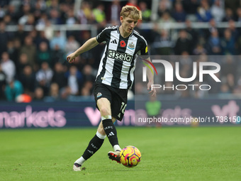 Anthony Gordon of Newcastle United plays during the Premier League match between Newcastle United and Arsenal at St. James's Park in Newcast...