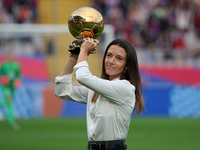 Aitana Bonmati offers her second Ballon d'Or to the supporters before the match between FC Barcelona and RCD Espanyol, corresponding to week...