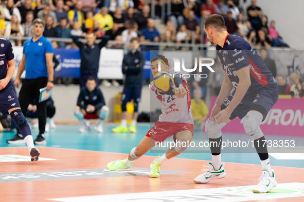 ERIK SHOJI participates in a match of the PLUS Liga between Stal Nysa and ZAKSA Kedzierzyn Kozle in Nysa, Poland, on November 3, 2024. 