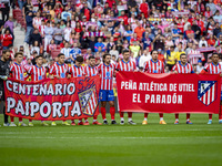 The Atletico de Madrid team observes a minute of silence dedicated to the victims of the DANA that hit the Valencia area last week during th...