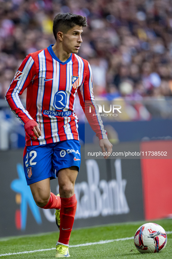 Giuliano Simeone of Atletico de Madrid is in action with the ball during the La Liga EA Sports 2024/25 football match between Atletico de Ma...