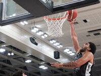 Anthony Lamb of Dolomiti Energia Trentino penetrates during the match between Dolomiti Energia Trentino and EA7 Emporio Armani Milano in the...