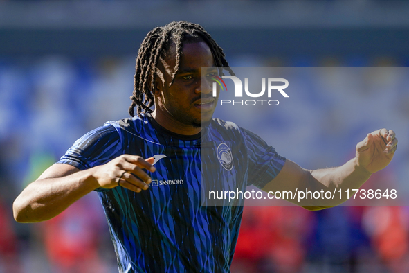 Ademola Lookman of Atalanta BC warms up before the Serie A match between SSC Napoli and Atalanta BC at Stadio Diego Armando Maradona Naples...