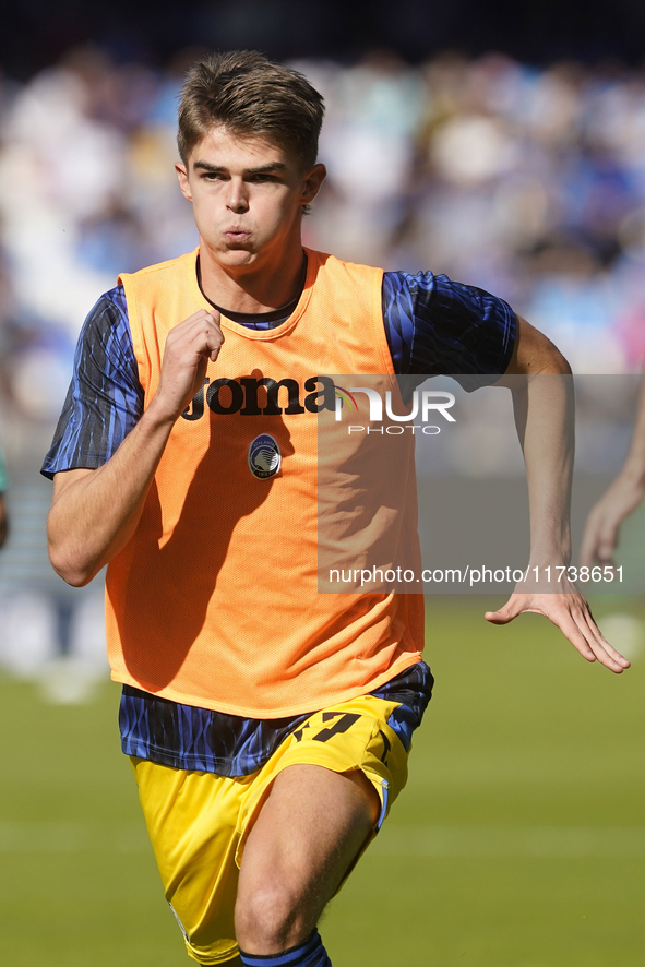 Charles De Ketelaere of Atalanta BC warms up before the Serie A match between SSC Napoli and Atalanta BC at Stadio Diego Armando Maradona Na...