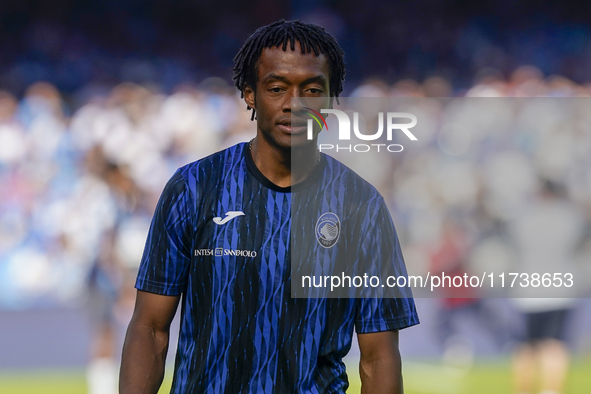 Juan Cuadrado of Atalanta BC warms up before the Serie A match between SSC Napoli and Atalanta BC at Stadio Diego Armando Maradona Naples It...