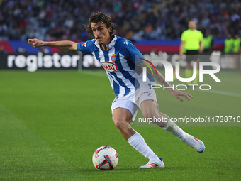 Carlos Romero plays during the match between FC Barcelona and RCD Espanyol, corresponding to week 12 of LaLiga EA Sports, at the Lluis Compa...