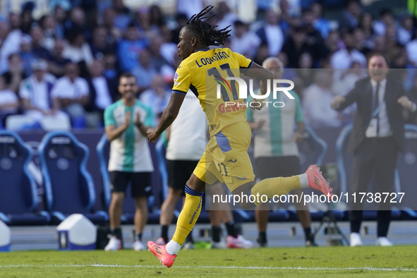 Ademola Lookman of Atalanta BC celebrates after scoring during the Serie A match between SSC Napoli and Atalanta BC at Stadio Diego Armando...