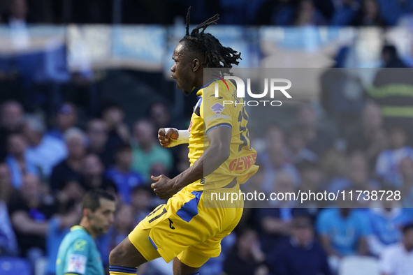 Ademola Lookman of Atalanta BC celebrates after scoring during the Serie A match between SSC Napoli and Atalanta BC at Stadio Diego Armando...