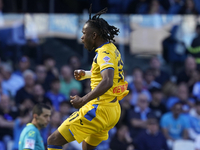 Ademola Lookman of Atalanta BC celebrates after scoring during the Serie A match between SSC Napoli and Atalanta BC at Stadio Diego Armando...