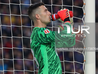 Inaki Pena plays during the match between FC Barcelona and RCD Espanyol, corresponding to week 12 of LaLiga EA Sports, at the Lluis Companys...