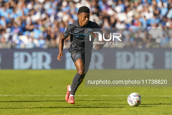 David Neres of SSC Napoli during the Serie A match between SSC Napoli and Atalanta BC at Stadio Diego Armando Maradona Naples Italy on 3 Nov...