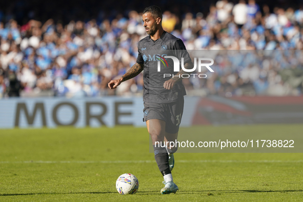 Leonardo Spinazzola of SSC Napoli during the Serie A match between SSC Napoli and Atalanta BC at Stadio Diego Armando Maradona Naples Italy...