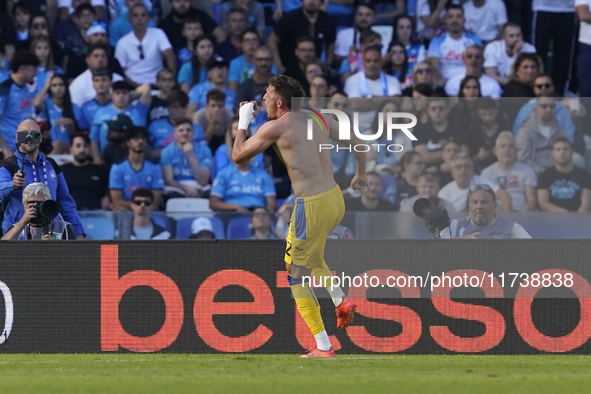 Mateo Retegui of Atalanta BC celebrates after scoring during the Serie A match between SSC Napoli and Atalanta BC at Stadio Diego Armando Ma...