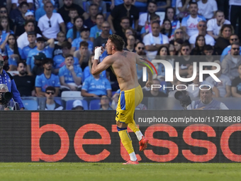 Mateo Retegui of Atalanta BC celebrates after scoring during the Serie A match between SSC Napoli and Atalanta BC at Stadio Diego Armando Ma...