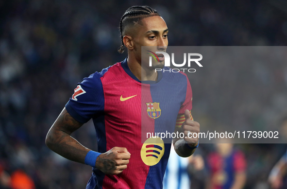 Raphinha Dias plays during the match between FC Barcelona and RCD Espanyol, corresponding to week 12 of LaLiga EA Sports, at the Lluis Compa...