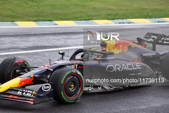 Sergio Perez of Mexico drives the (11) Oracle Red Bull Racing RB20 Honda RBPT during the Formula 1 Lenovo Grande Premio De Sao Paulo 2024 in...