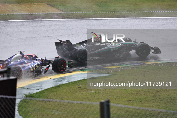 Lewis Hamilton of the UK drives the (44) Mercedes-AMG Petronas F1 Team F1 W15 E Performance Mercedes during the Formula 1 Lenovo Grande Prem...