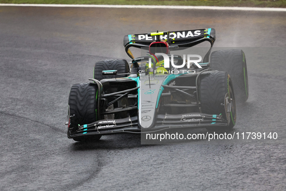 Lewis Hamilton of the UK drives the (44) Mercedes-AMG Petronas F1 Team F1 W15 E Performance Mercedes during the Formula 1 Lenovo Grande Prem...