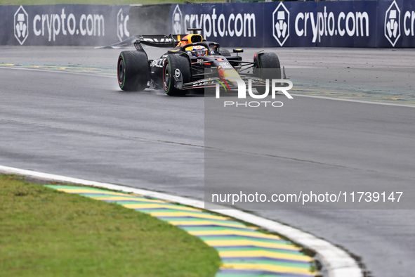 Max Verstappen of the Netherlands drives the Oracle Red Bull Racing RB20 Honda RBPT during the Formula 1 Lenovo Grande Premio De Sao Paulo 2...