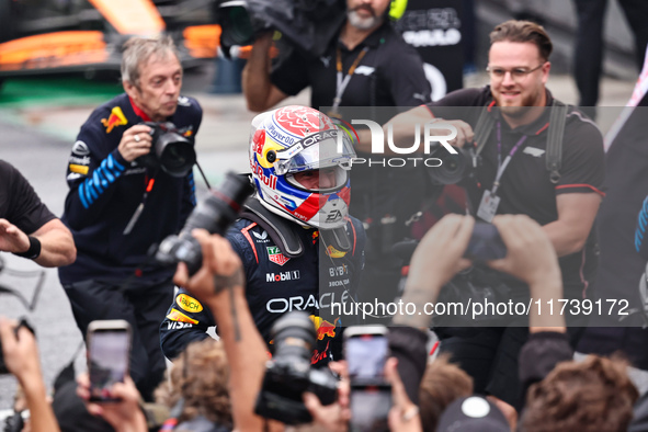 Max Verstappen of the Netherlands wins driving the Oracle Red Bull Racing RB20 Honda RBPT during the Formula 1 Lenovo Grande Premio De Sao P...