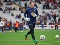 Wojciech Szczesny plays during the match between FC Barcelona and RCD Espanyol, corresponding to week 12 of LaLiga EA Sports, at the Lluis C...