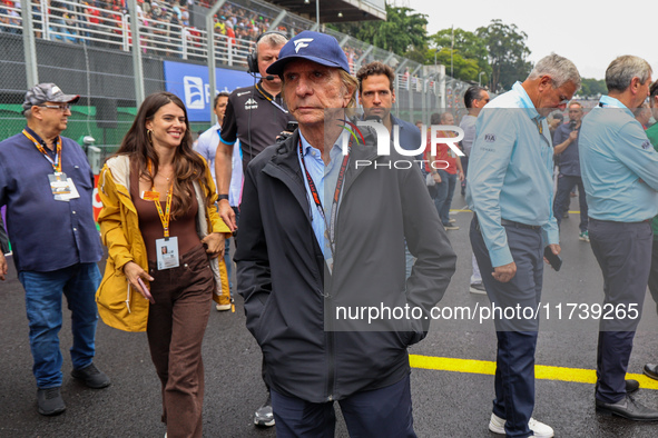 Emerson Fittipaldi participates in the Formula 1 Lenovo Grande Premio De Sao Paulo 2024 in Sao Paulo, Brazil, on November 3, 2024. 