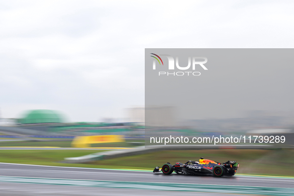 Max Verstappen of the Netherlands drives the Oracle Red Bull Racing RB20 Honda RBPT during the Formula 1 Lenovo Grande Premio De Sao Paulo 2...