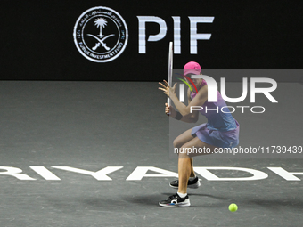 RIYADH, SAUDI ARABIA - NOVEMBER 03: Iga Swiatek of Poland during her match against Barbora Krejcikovas of Czech Republic on day 2 of the 202...