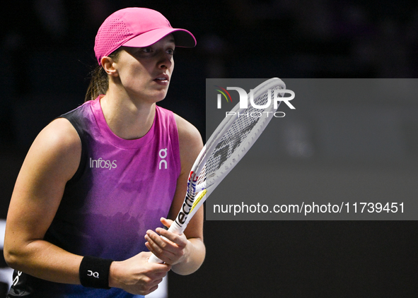 RIYADH, SAUDI ARABIA - NOVEMBER 03: Iga Swiatek of Poland during her match against Barbora Krejcikovas of Czech Republic on day 2 of the 202...