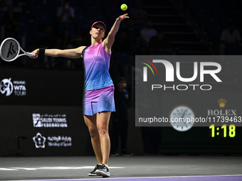 RIYADH, SAUDI ARABIA - NOVEMBER 03: Iga Swiatek of Poland during her match against Barbora Krejcikovas of Czech Republic on day 2 of the 202...