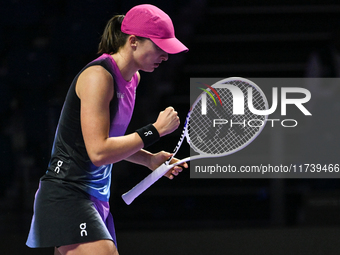 RIYADH, SAUDI ARABIA - NOVEMBER 03: Iga Swiatek of Poland during her match against Barbora Krejcikovas of Czech Republic on day 2 of the 202...