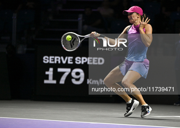 RIYADH, SAUDI ARABIA - NOVEMBER 03: Iga Swiatek of Poland during her match against Barbora Krejcikovas of Czech Republic on day 2 of the 202...