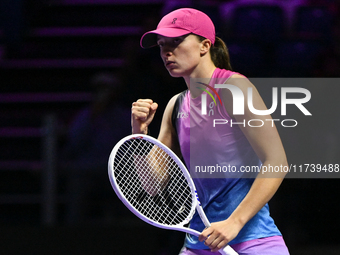 RIYADH, SAUDI ARABIA - NOVEMBER 03: Iga Swiatek of Poland during her match against Barbora Krejcikovas of Czech Republic on day 2 of the 202...